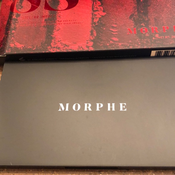 Morphe 8S - Picture 1 of 2